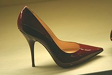 220px-Zapatos_de_tacón_de_aguja-2008
